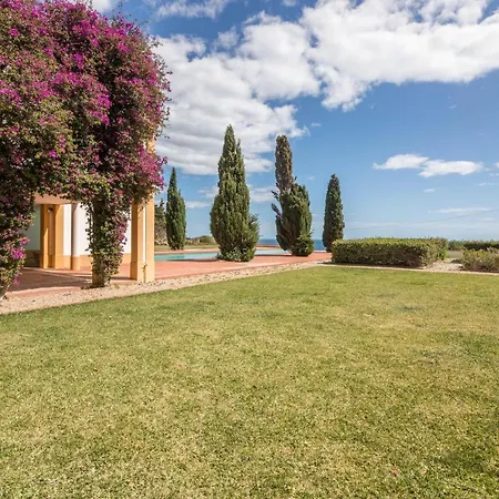 Vila Hibiscus Villa *